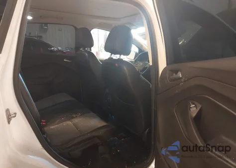 2017 Ford Escape Titanium из США, поврежденный, VIN 1FMCU0J9XHUB64967